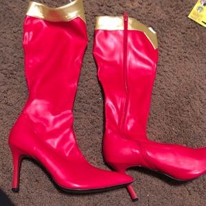 Wonder Woman High Heel Boots